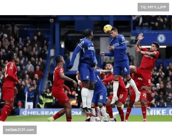 赛前探营：波尔多队加练定位球攻防，应对保级压力